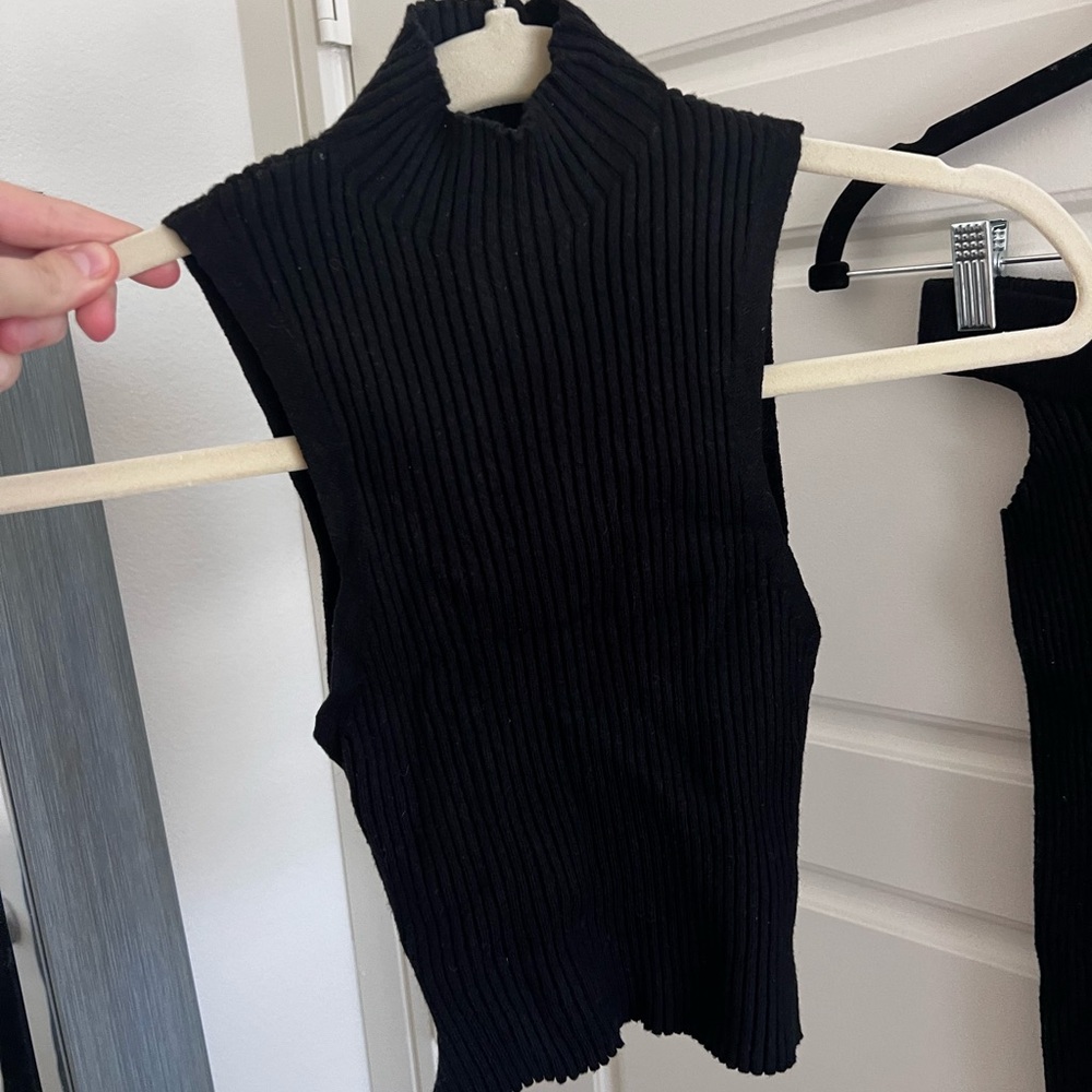 Black Ribbed Knit Set - Picture 2 of 6